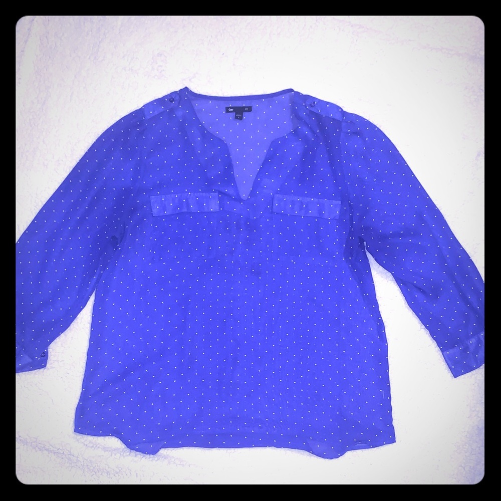 💙 Gap shirt💙